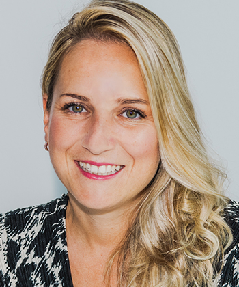 Julia-Kaemner_FT-IM_350x420px Julia-Kaemner_FT-IM_350x420px